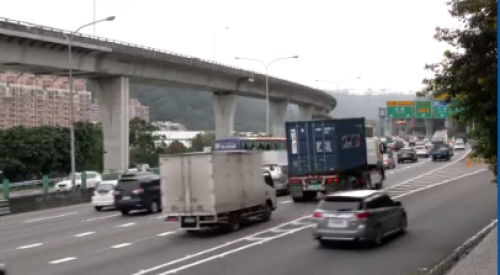 雙鐵過年疏運 國道5號落南開始溢車陣