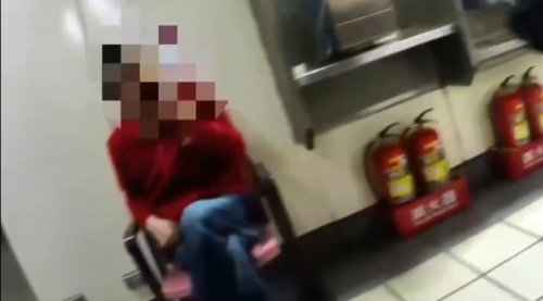 北捷西門站有人酒醉咧嚷 閣挨站務員受壓制