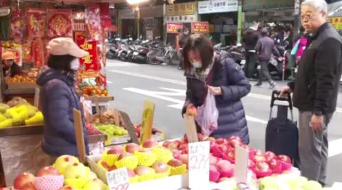 倚年萬項起價 菜蔬起24%、果子17%、花30%
