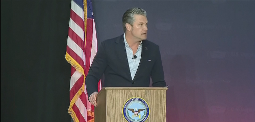 美軍掠馬杜羅夫婦 出動欲200人、150隻軍機