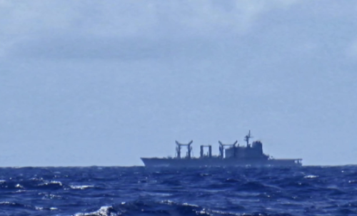 2俄軍艦昨昏倚近咱24浬海域 國防部：全程監控