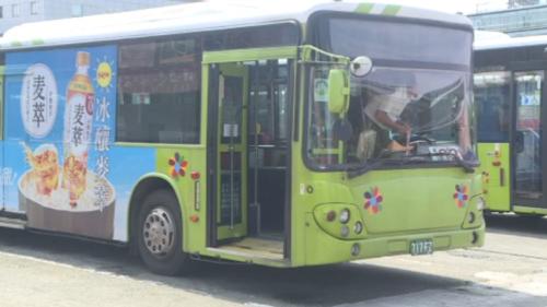 北市公車歇睏時無拔鎖匙 一个查某人偷駛走 