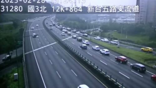 高公局預估過晝上北溢車陣 著注意管制措施