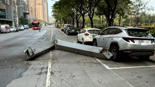 高雄凹子底工地閣出意外 鋼架落落硩死移工