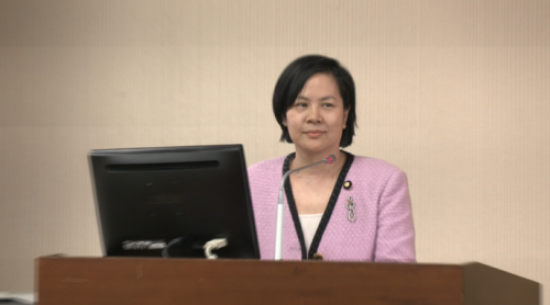 李貞秀頭改質詢 劉世芳毋上台:袂知法犯法