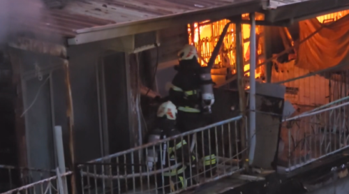 嘉義木造建築火燒 巷仔傷狹水龍車駛袂入去