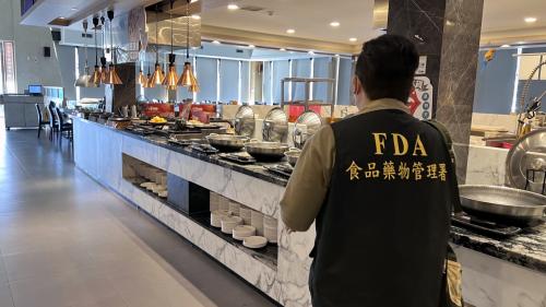 稽查120間食到飽餐廳 7件涼水、霜仔無合格