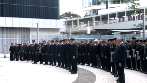 宏福苑火厄128死 香港縋半旗.特首悼念