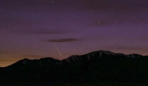 玉山北峰翕著罕見長尾星 後回可能愛等8萬冬