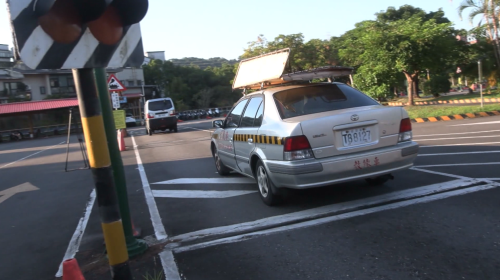 駕照管理改革 添考試項目、違規受訓、高齡分級