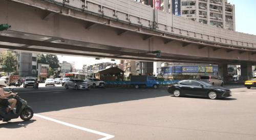 公館圓環拆除後的上班日 調整青紅燈敨車陣