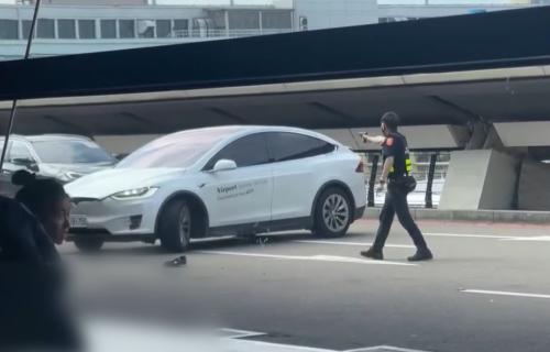 桃機白牌車違規載客拒絕臨檢 警方開8銃掠人