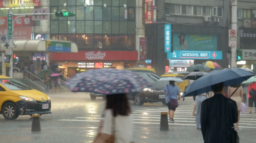 低壓帶+科羅旺風颱外圍環流 北部規工有雨