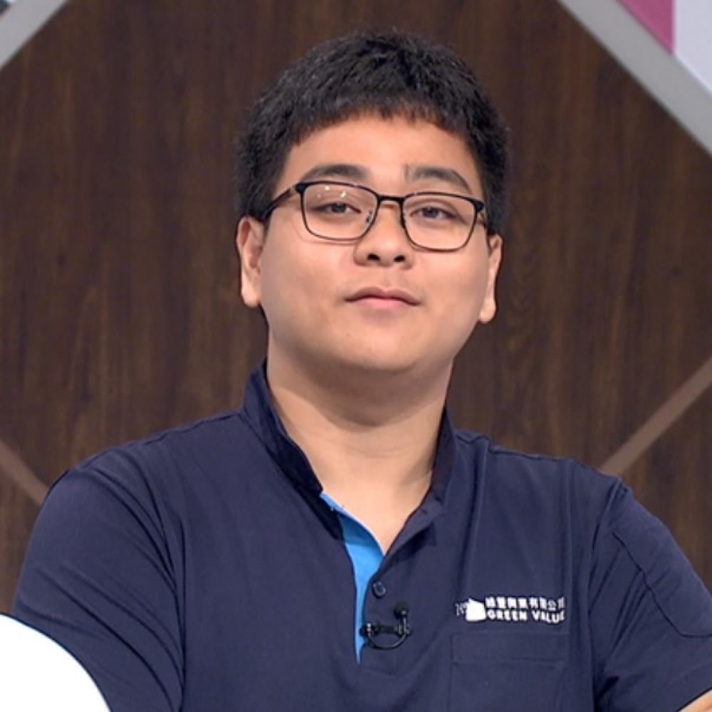 黃霈顯