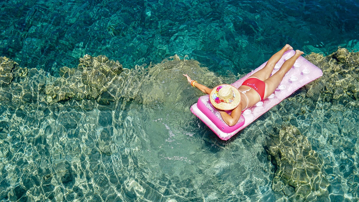 How much does Akyaka vacation packages cost?