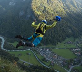 Base Jumping in Norway