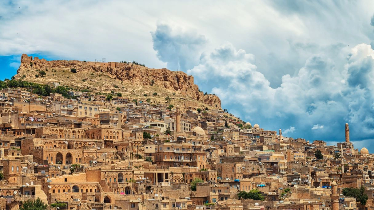 What are the things to consider when choosing Mardin vacation packages?