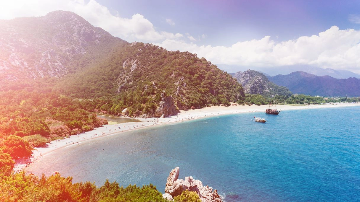 Olimpos Antik Kenti ve Sahili