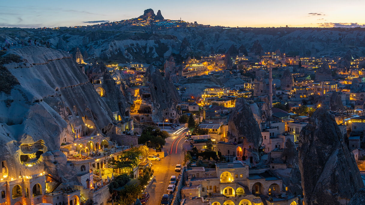 Ürgüp Otelleri Sokak-Gece