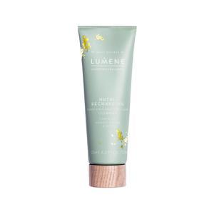 picture of Lumene Purifying Peat-To-Foam Cleanser