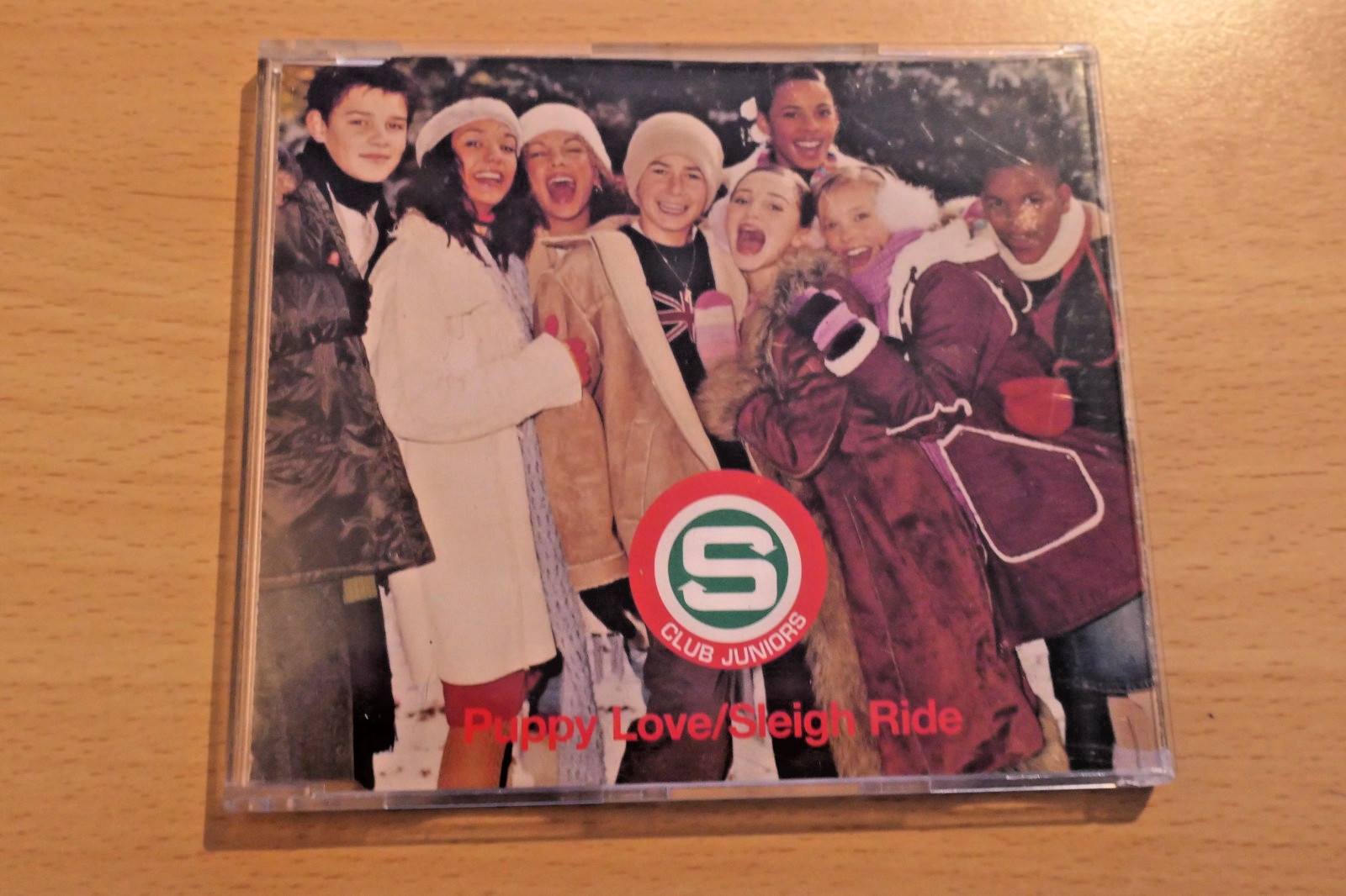 S Club Juniors Puppy Love/Sleigh Ride. Enhanced Video Vgc. CD 2002 Polydor