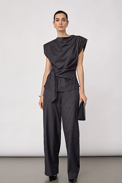 Elora Pleat Top Grau