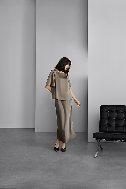 Lotte Satinjupe Taupe