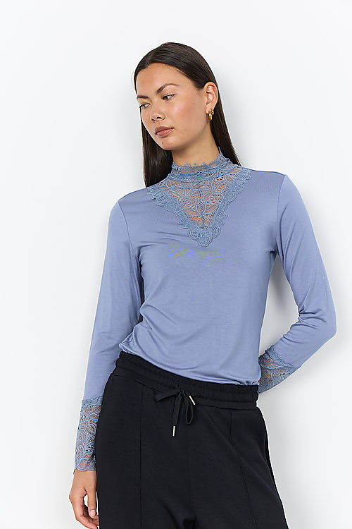 Shirt mit Spitzenkragen - Hellblau