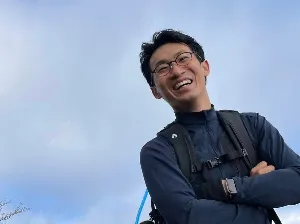 やうた