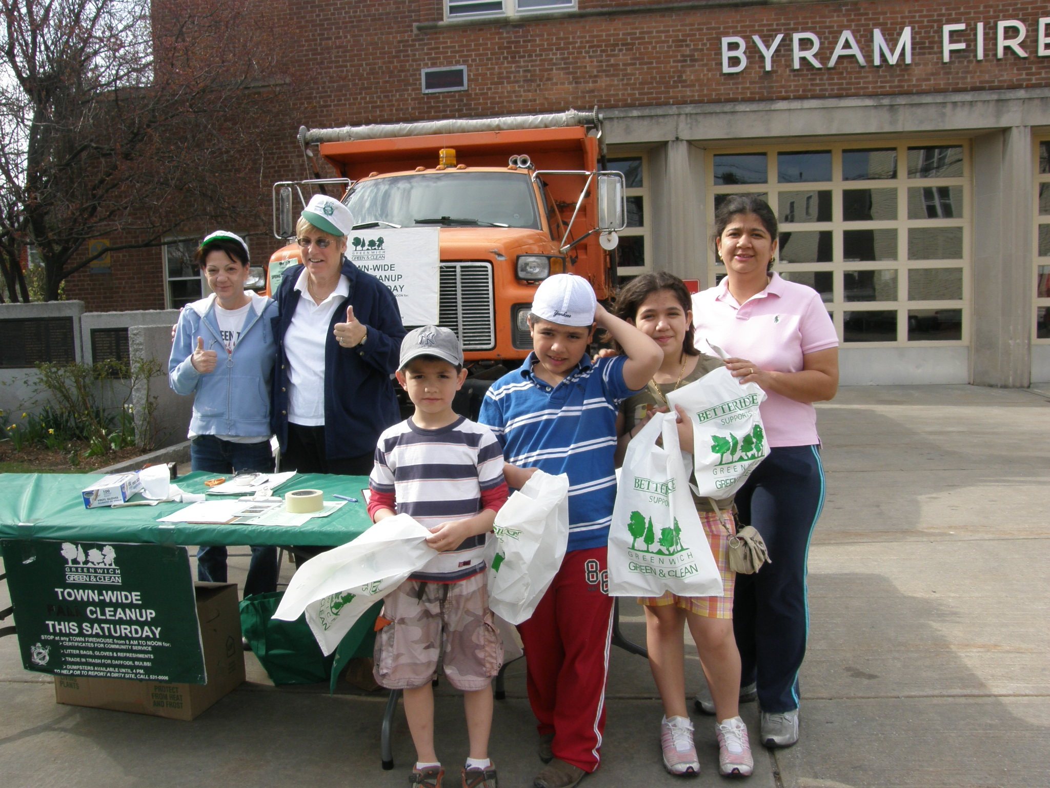 Leaf pickup begins soon in Greenwich