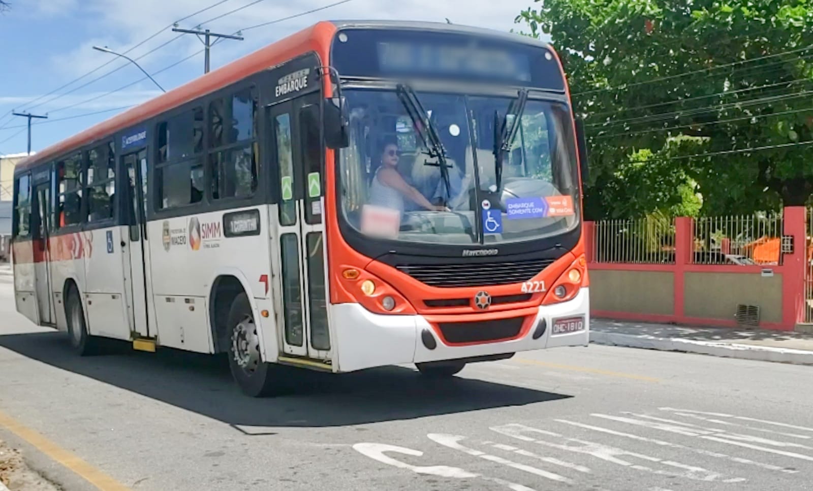 Durante período de férias escolares, quatro linhas de ônibus de Vitória da  Conquista (BA) têm mudança na grade horária