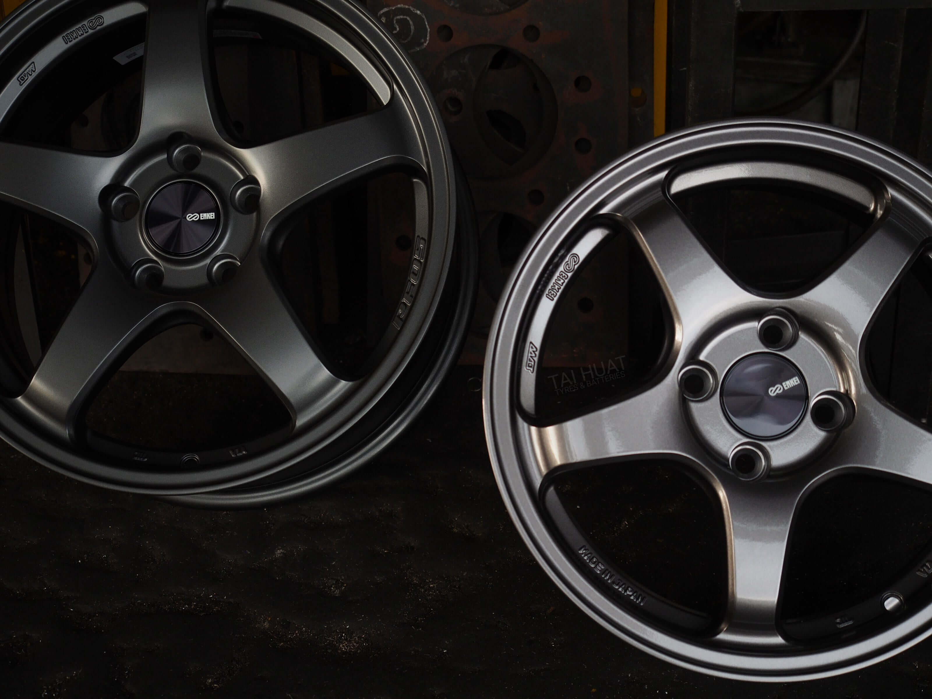 Enkei PF05 | Japan | Matte Dark Gunmetallic Enkei PF05 | Japan | Matte Dark Gunmetallic
