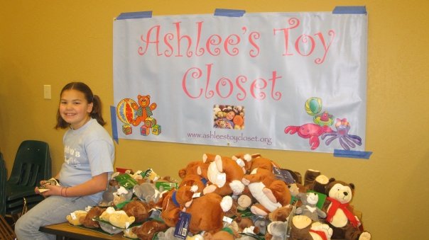 Ashlee's Toy Closet 16th Annual Holiday Toy Drive, News