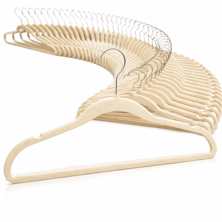 Cabide de Veludo Slim 45cm Bege 10 peças - CVABG45010