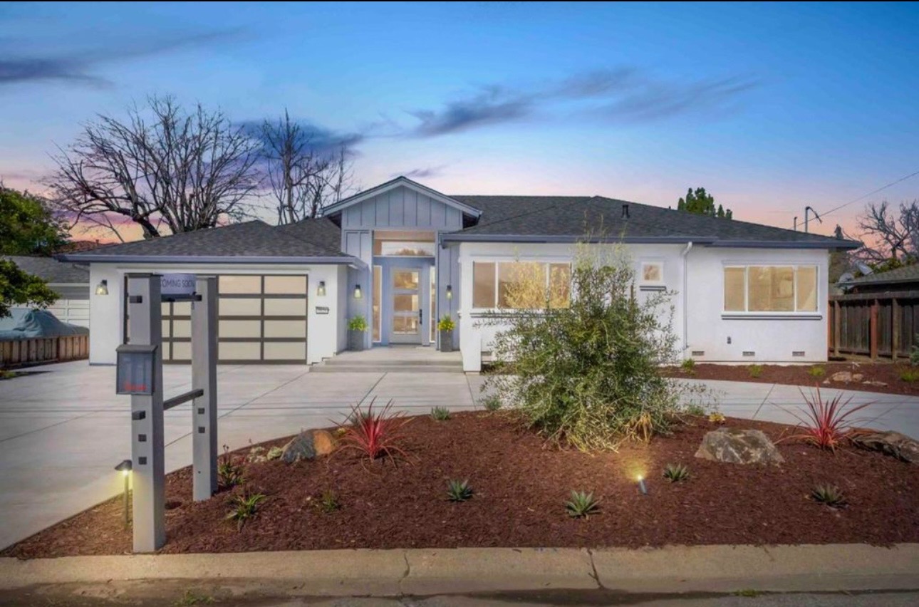 Full look view of the Gray modern minimalist house