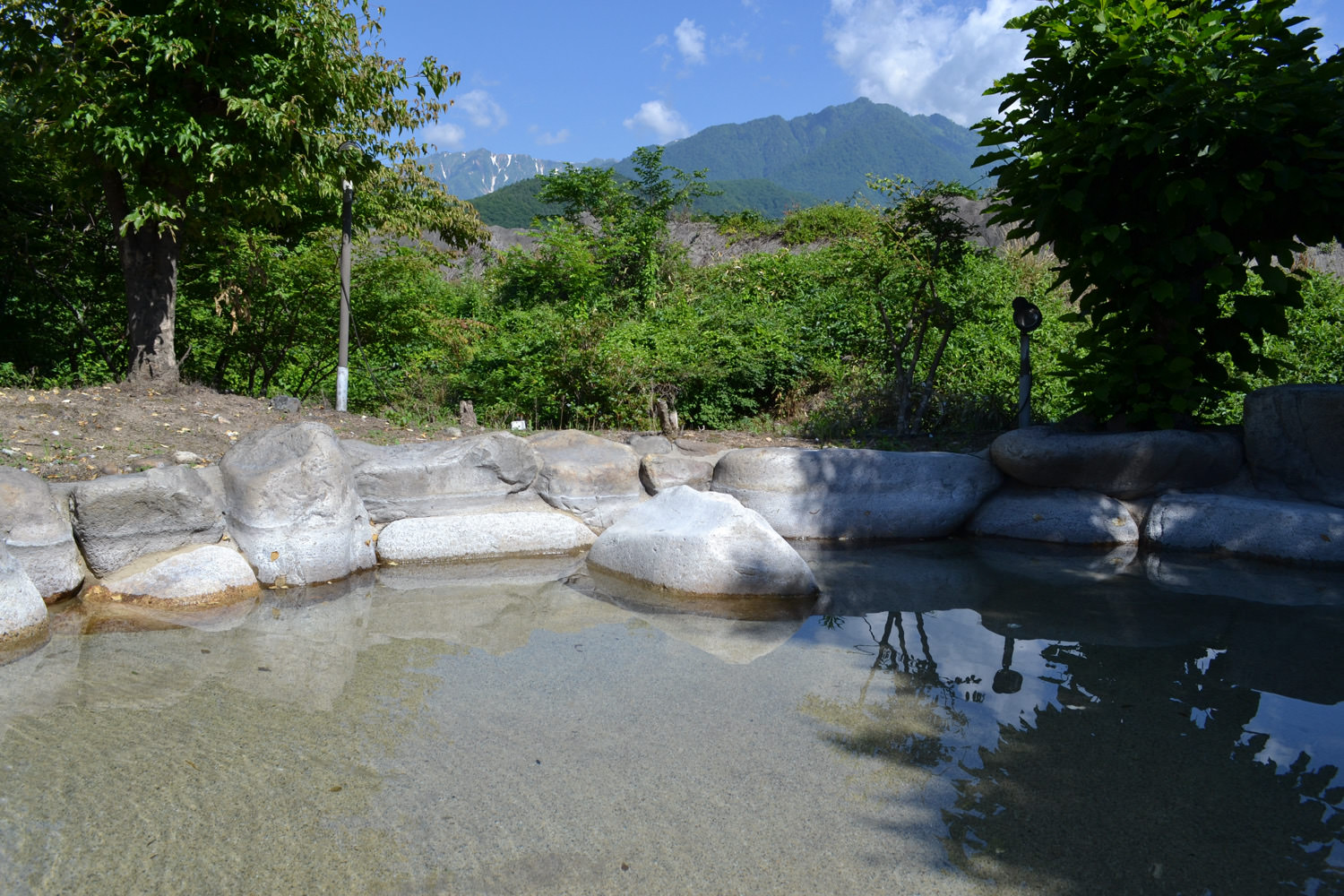 湯けむり 屋敷 薬師 の 湯