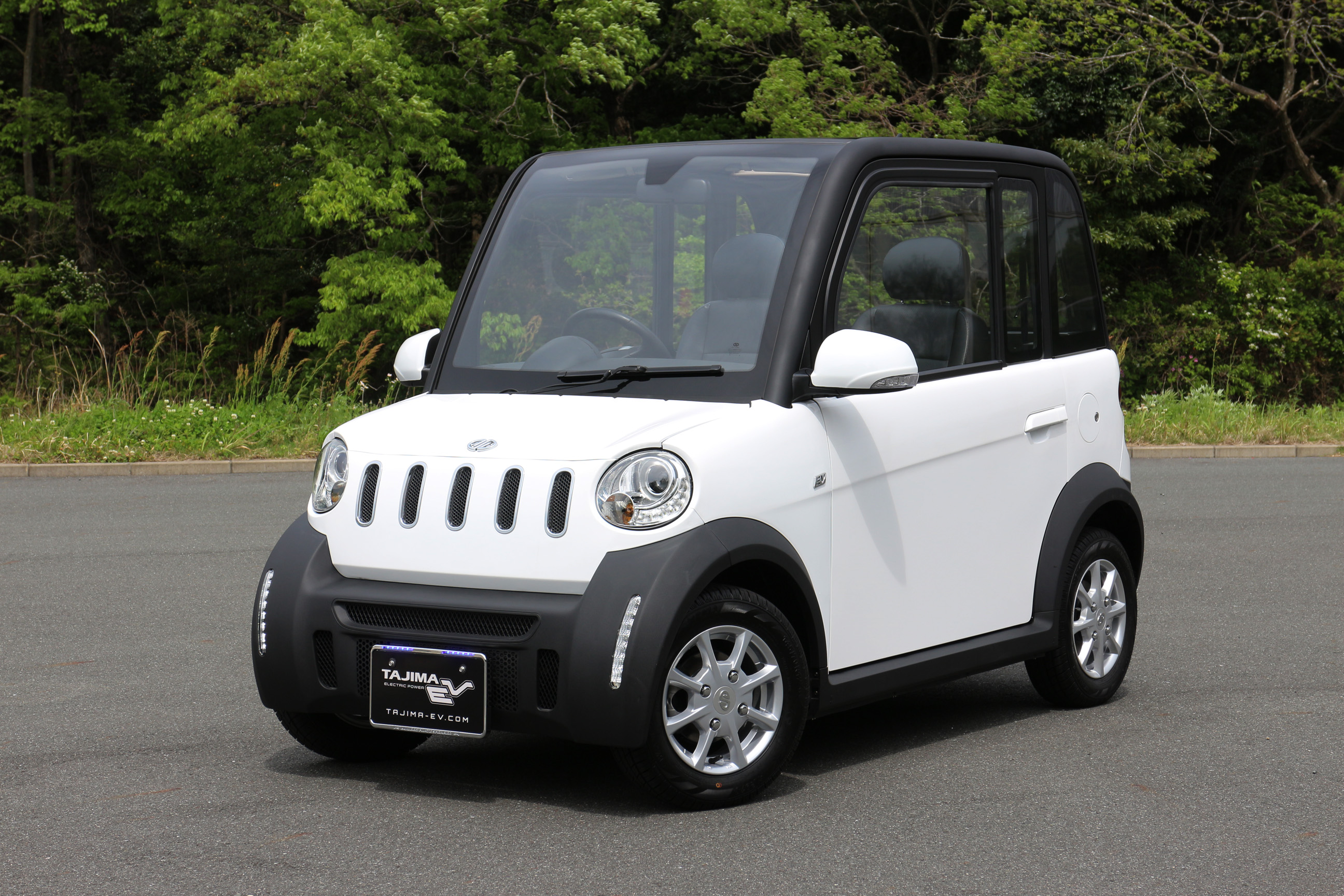 T-mini（電動原付ミニカー）｜次世代モビリティ事業｜タジマ
