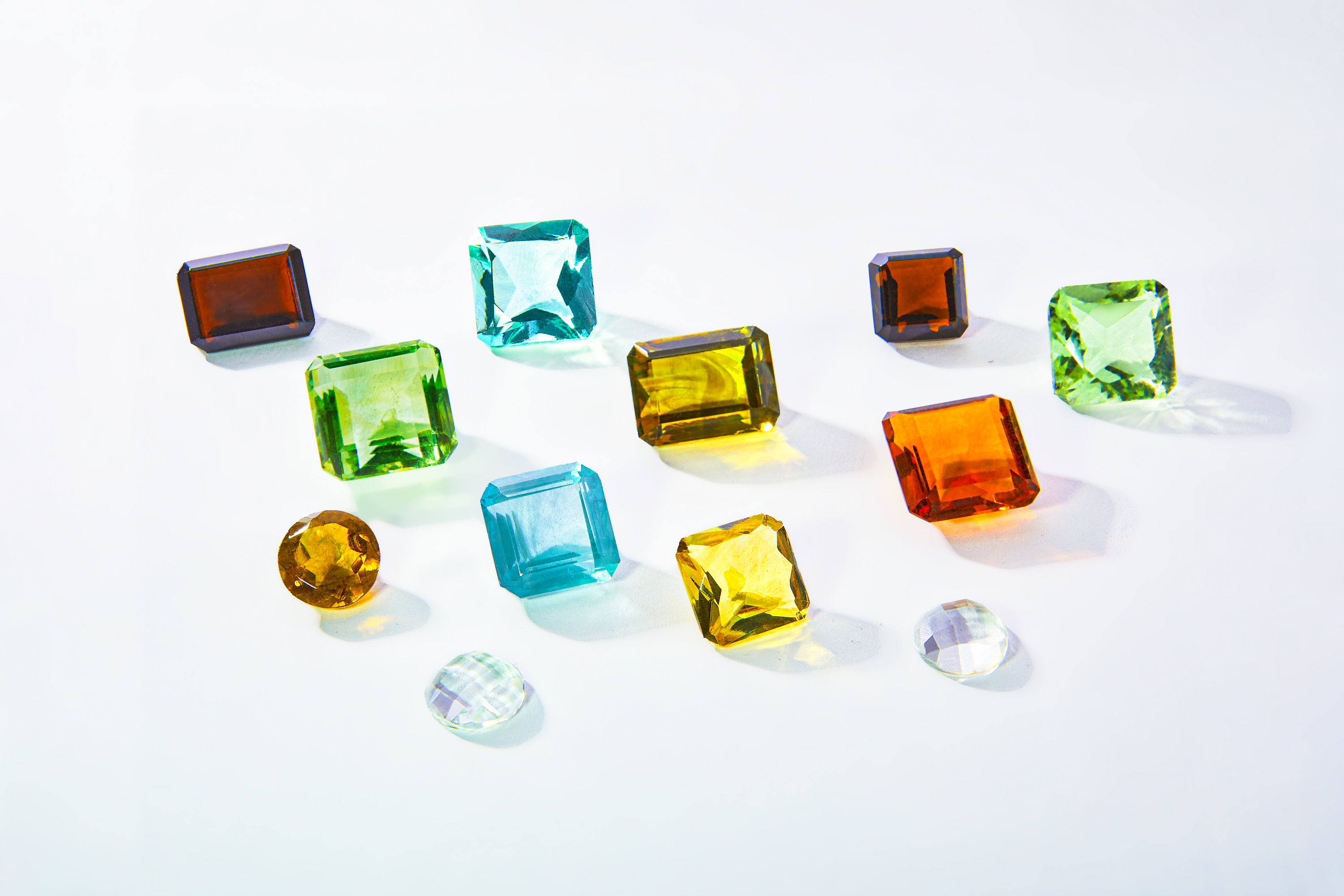 NOVANOMA | Botanical Crystal & Gemstone