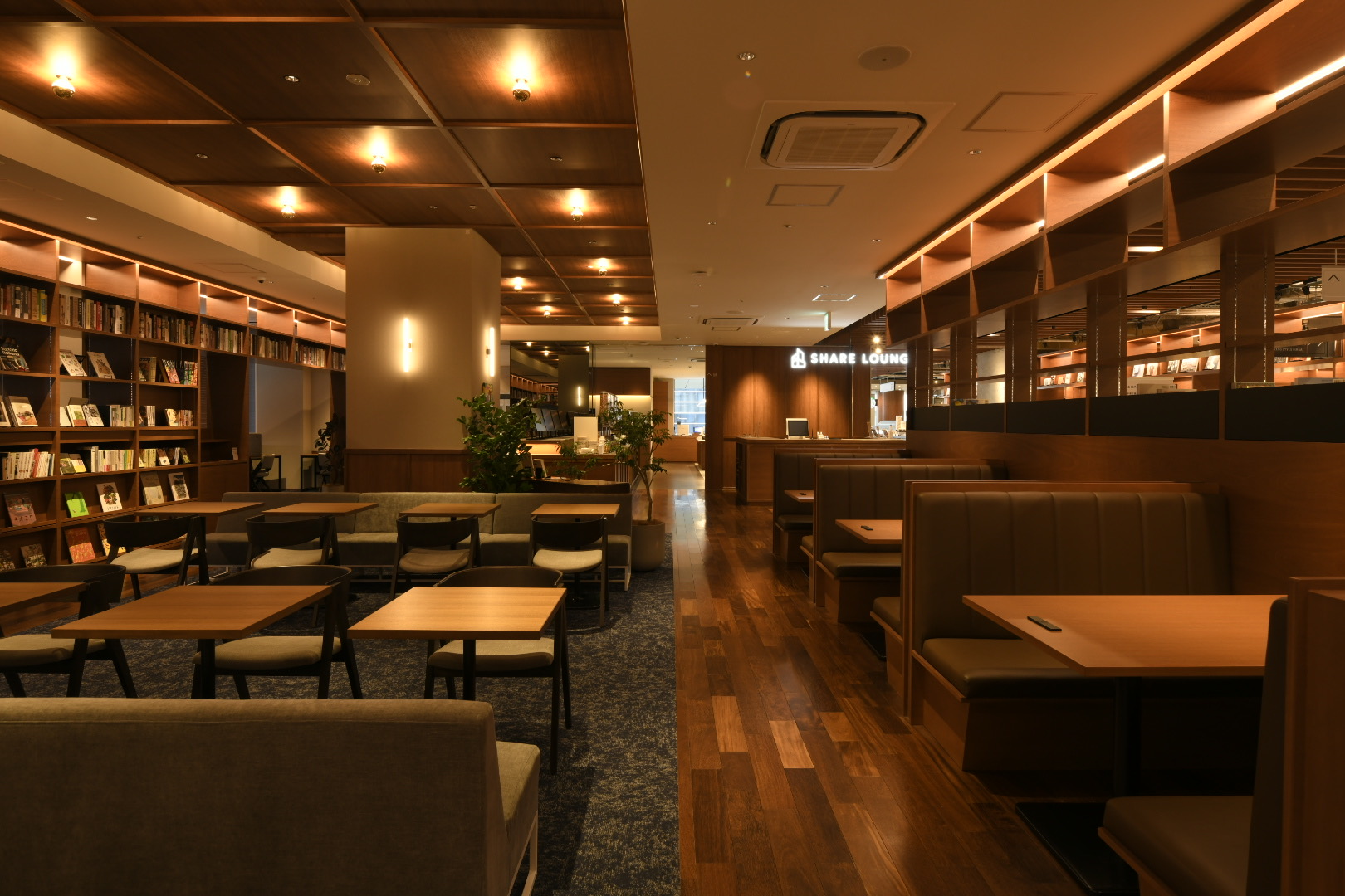 TSUTAYA BOOKSTORE 恵比寿ガーデンプレイス ( 恵比寿 )｜SHARE