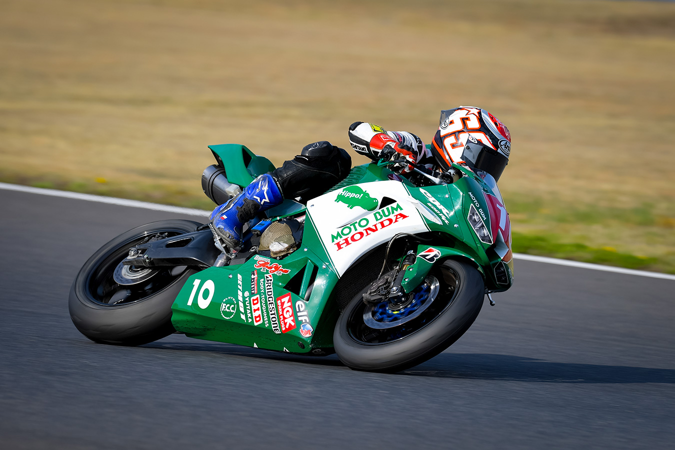 亀井雄大選手、2024年はTeam Étoile（チームエトワール）からEWC