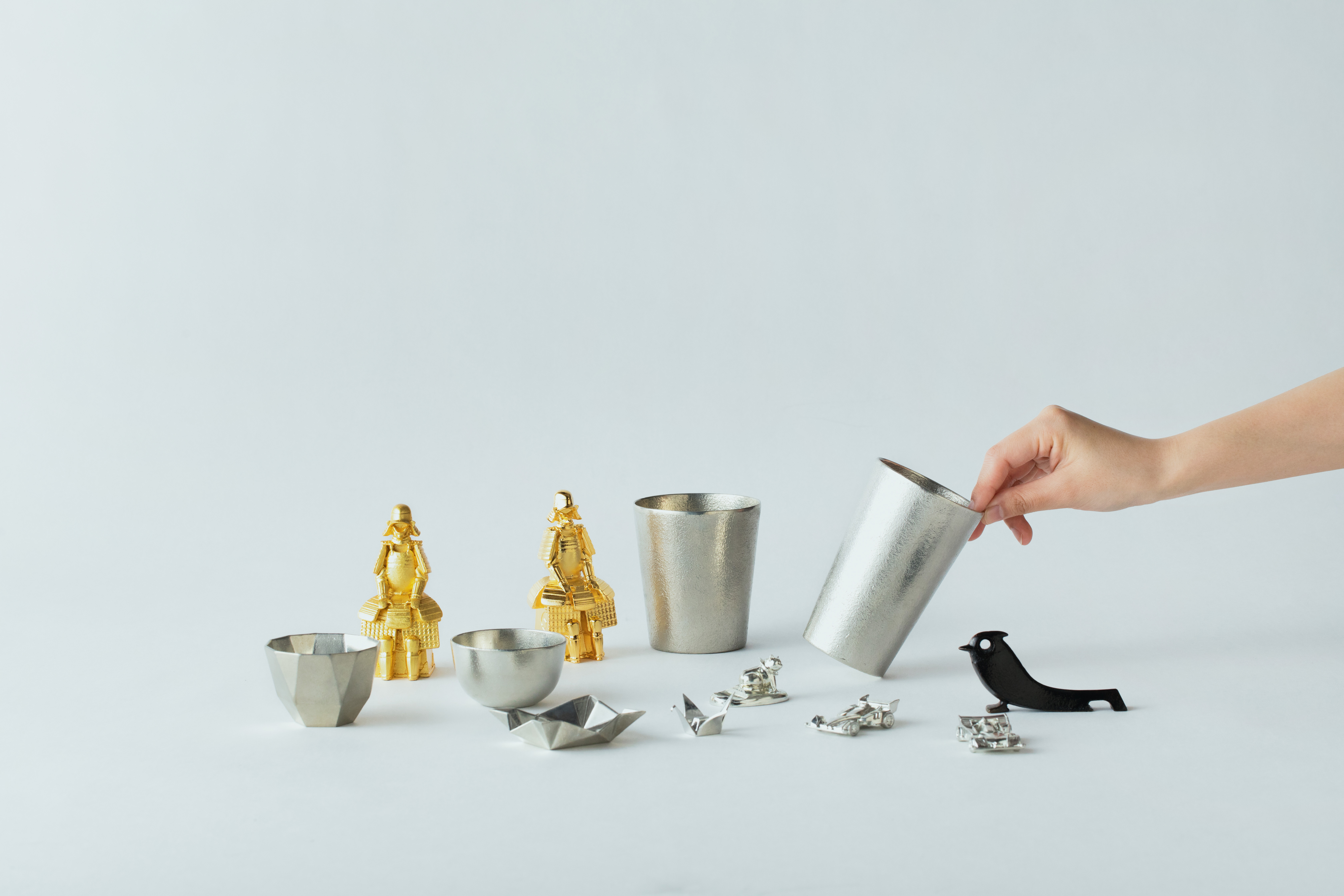 ゴジラ（2023）ぐい呑み ゴジラ（2023）ぐい呑み | しずおか鋳物「重太郎」オンライン