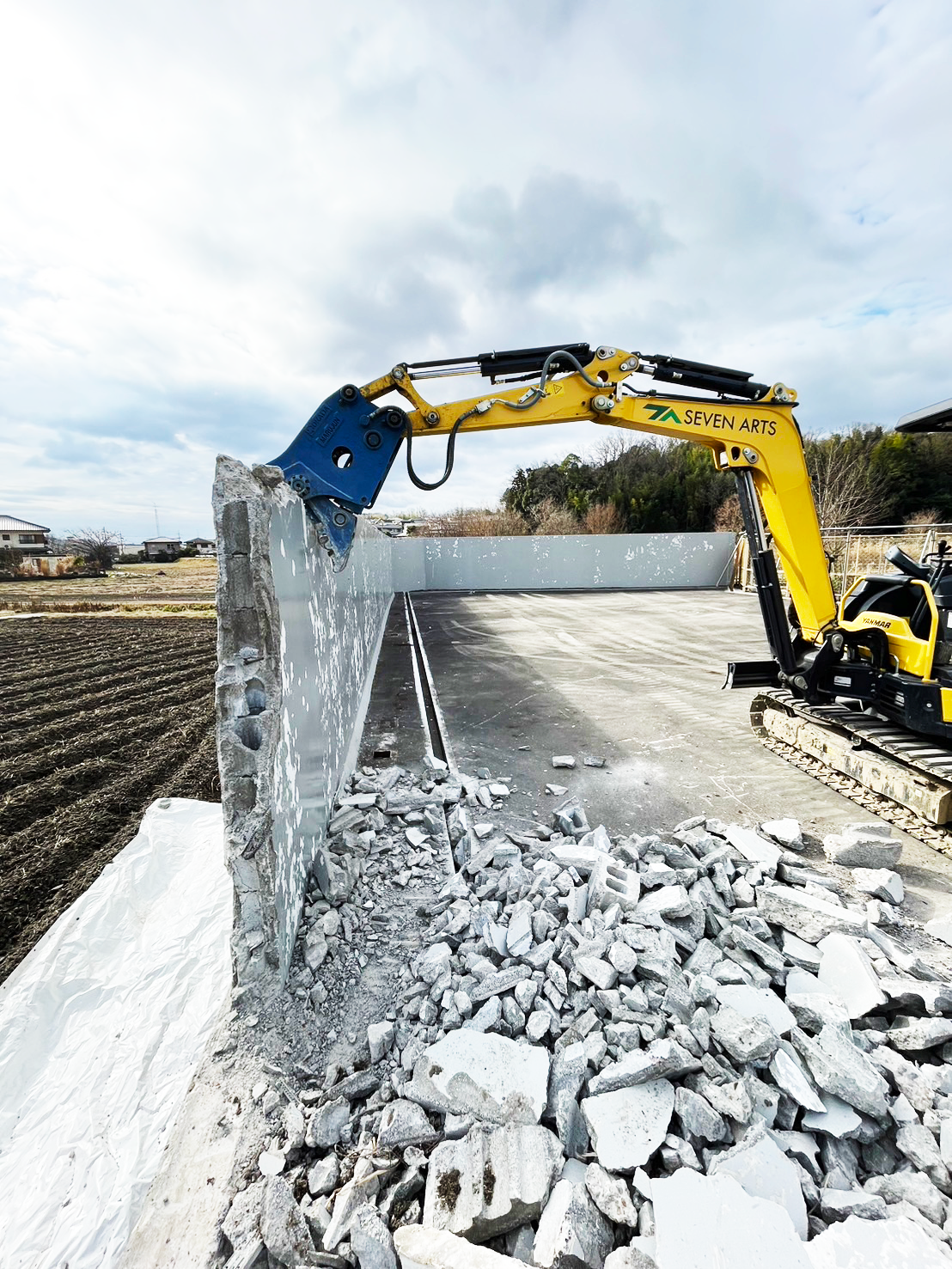 f85f93fa-1ac9-46e0-aae6-