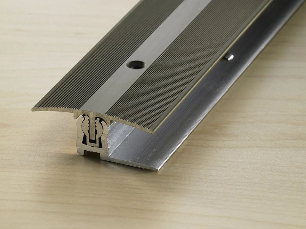 Übergangsprofil PROVARIO Universal XL Aluminium eloxiert Edelstahl Produktbild #1