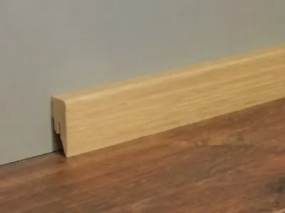 Sockelleiste Eiche matt Topline furniert lackiert Produktbild #1