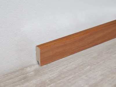 Sockelleiste Eiche Dunkel Dekor Produktbild #1