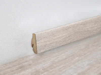 Sockelleiste Eiche Contura steingrau Highland-Samteiche grau Dekor Produktbild #1