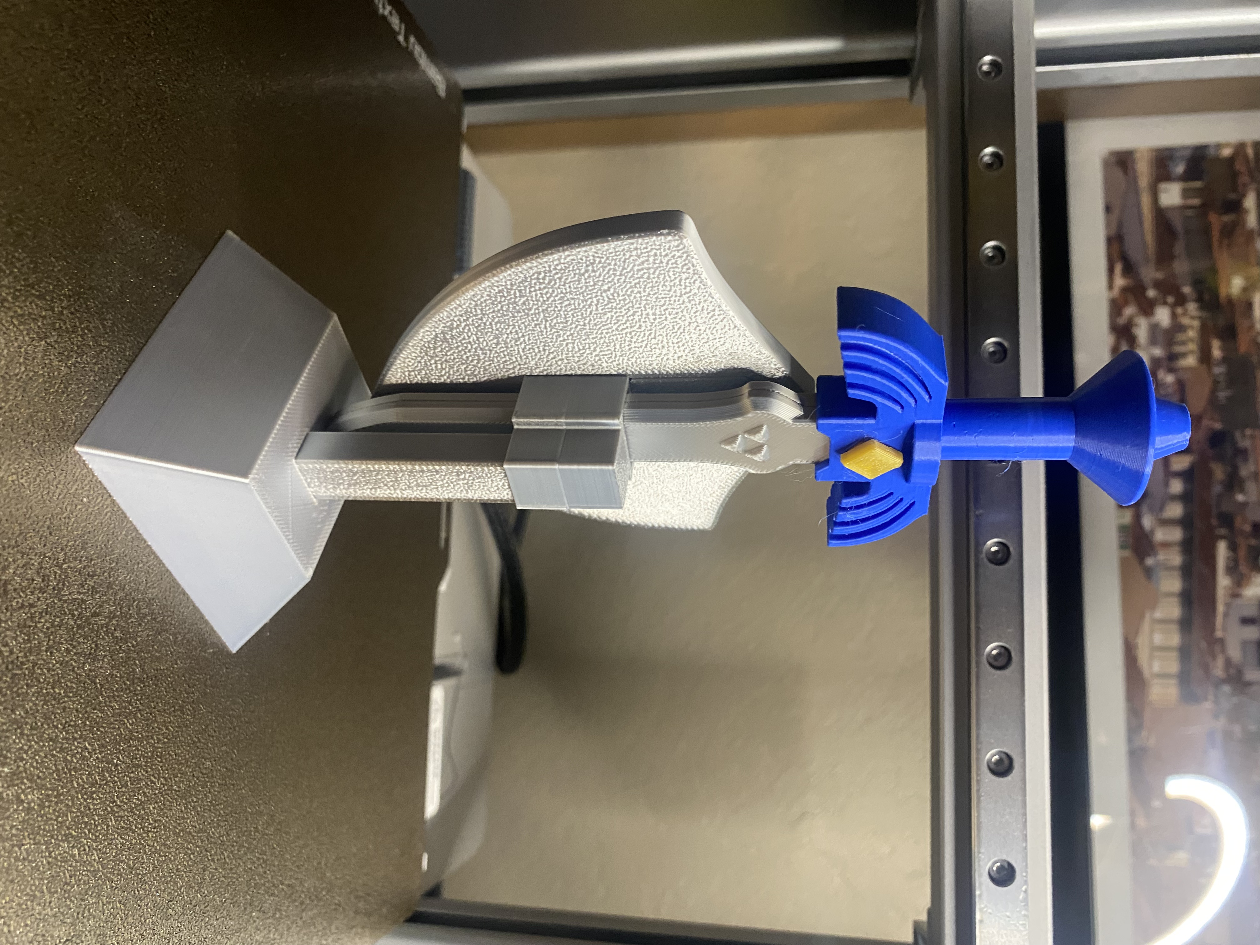 Display stand for Chunky Links Sword and Shield 3D STL Model — view 3