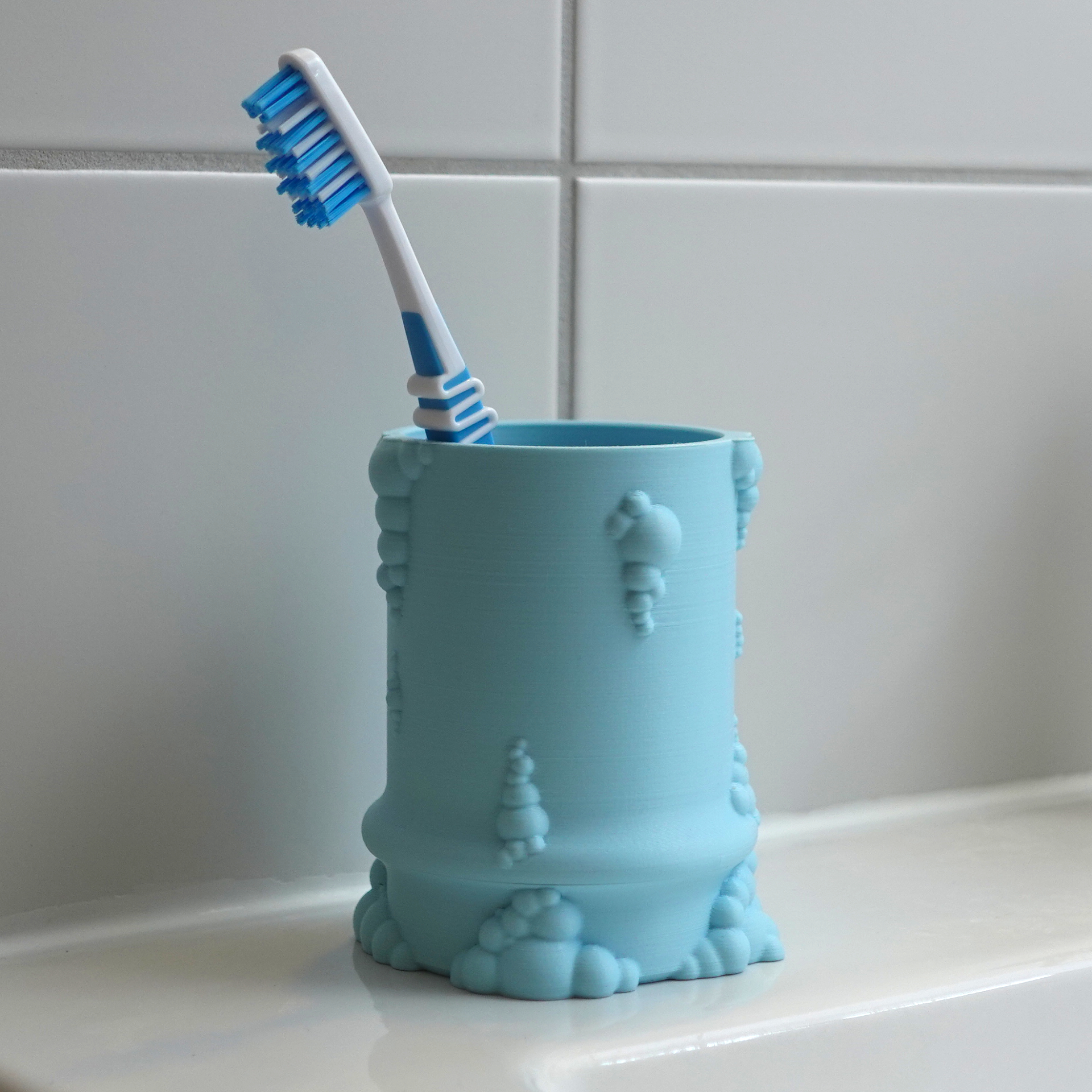 Toothbrush holder EDSVALLA recycled glass blue - JYSK