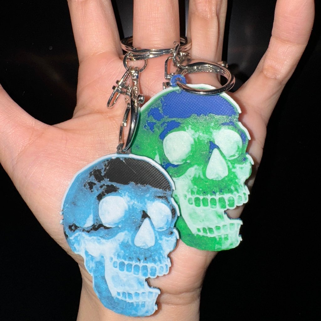 Glow Skull Keychain - 3D model by cyanidesugar on Thangs