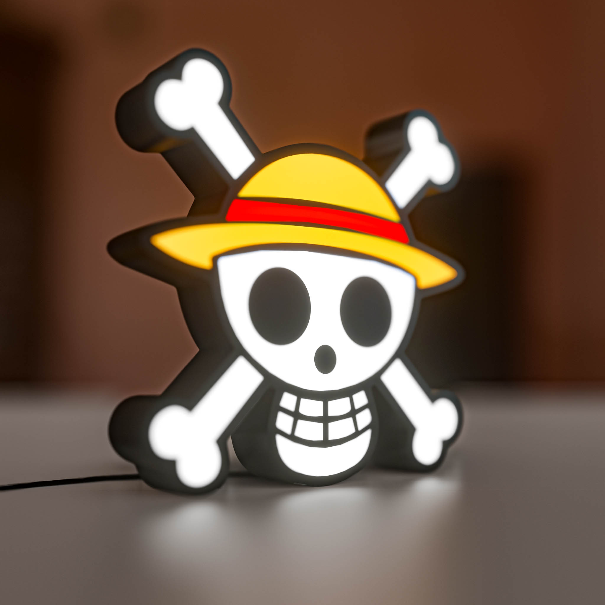 Free STL file one piece keychain, luffy pirate flag/ keychain